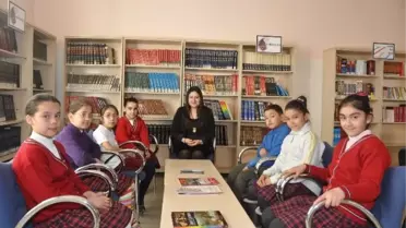 Gkv'lilerden Okul Kütüphanelerine Kitap Desteği