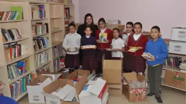 GKV'lilerden Okul Kütüphanelerine Kitap Desteği
