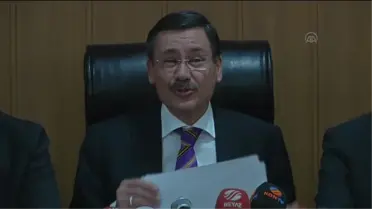 Gökçek: 'Edebimizden çıkmıyoruz. Yoksa her gün çıkarız' -