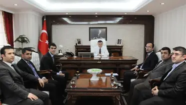 Özgür-Eğitim-Sen Üyeleri Vali Arslan'ı Ziyaret Etti