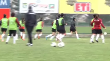 Türkiye Kadın A Milli Futbol Takımı, Galler maçında iddialı -