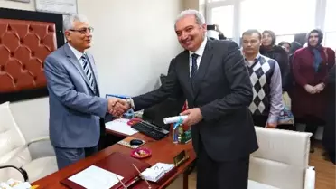 Başkan Mevlüt Uysal Mazbatasını Aldı