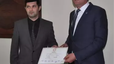 Başkan Gökce ve Meclis Üyeleri Mazbatalarını Aldı