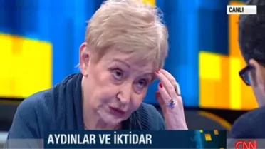 Pınar Kür'den Başörtülüler İle İlgili Gündem Yaratacak Tanım