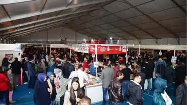 Kitap Fuarına Rekor Katılım