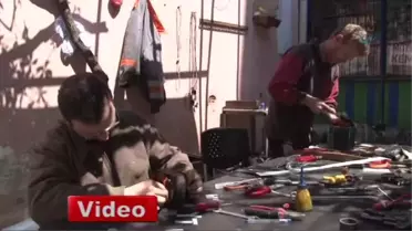 Bu Dükkanda 316 Kişi Çalışıyor, Peki Bu İşçiler Nerede?