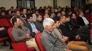 Büyükşehir, Ev ve Süs Hayvanı Satıcılarına Eğitim Veriyor