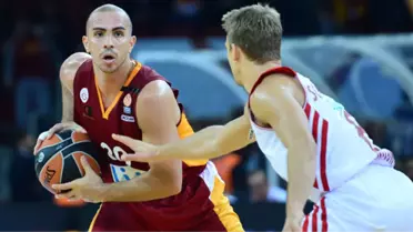 Galatasaray'da Carlos Arroyo, Barcelona Maçında Yok