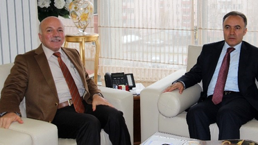Yatırım Yapmak İsteyenlere Makam Arabasını Tahsis Edecek