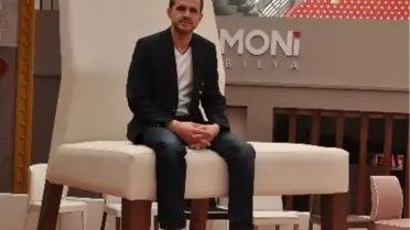 Dev Sandalye Görenleri Şaşkına Çeviriyor