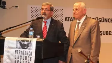 Konak'tan Yükselen Ses: 'Köy Enstitülerine İhtiyaç Var'