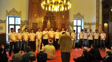 Gurbetçi Öğrencilerden Ziyaret