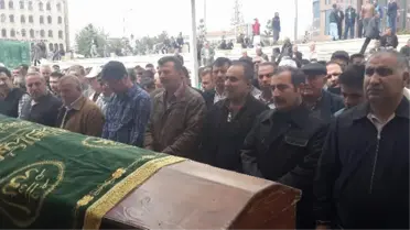Kocaeli Körfezi'nde Cesedi Bulunan Genç Toprağa Verildi