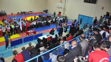 Vali Arslan Okul Sporları Güreş Türkiye Şampiyonasına Katıldı