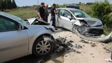 Bilecik'te Trafik Kazası, 4 Kişi Yaralandı