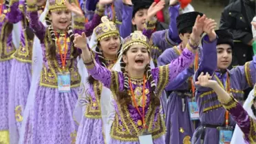 İzmir'deki 23 Nisan Coşkusu 2 Gün Sürecek