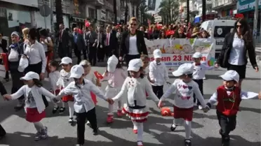 Kuşadası'nda 23 Nisançocuk Bayramı Kutlamaları