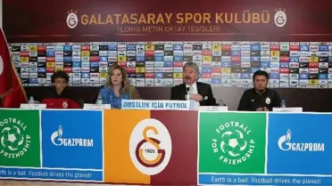 Galatasaray'da, Dostluk İçin Futbol Günü Düzenlendi