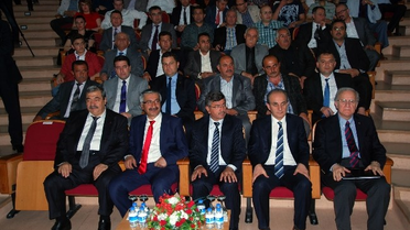 Konukoğlu,'Aile Şirketlerinde Kurumsallaşma' Konulu Panele Katıldı