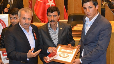 Eski Muhtarlara Teşekkür Belgesi, Yeni Muhtarlara İse Rozetleri Verildi