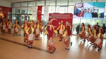 Ada AVM, Rengarenk Görüntülere Sahne Oldu