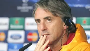 Galatasaray'da Teknik Direktör Roberto Mancini'nin Koltuğu Sallanıyor