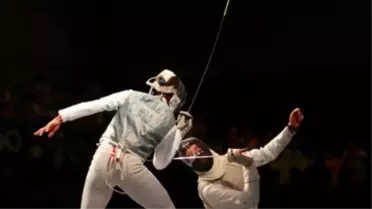 Erzurumlu Eskrimcilerden 1 Altın ve 4 Bronz Madalya