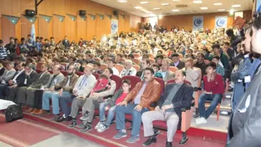 Ağrı Anadolu Gençlik Derneğinden Siyer-i Nebi ve Kutlu Doğum Programı
