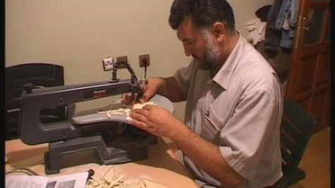 İnternetten Öğrendiği Sanatı İcra Ediyor