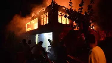 Rize'de Ev Yangını