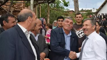Demirci'de Evi Yanan Aileye ve Engelli Vatandaşa Sıcak Yuva