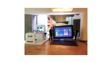 Üniversiteliler Asus Transformer Book T100 ile Tanışıyor
