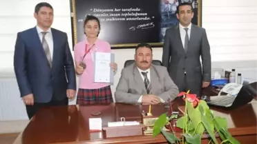 Cizreli Kız Öğrenci, Projesiyle Dünya İkincisi Oldu