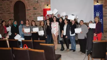 Bursa'da Anne Baba Okulu İlk Mezunlarını Verdi