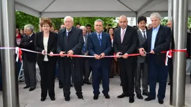 İzmir'in İlk Japon Bahçesi Açıldı