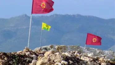 Karakol İnşaatında Duvarı Yıkıp, PKK Bayrağı Astılar