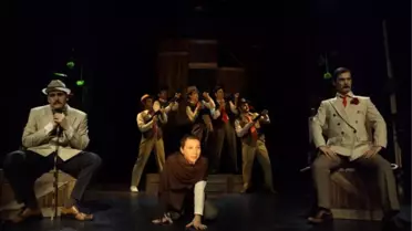 7 Ödüllü 'Arturo Ui'nin Önlenilebilir Tırmanışı'nı Hala İzlemediniz mi?