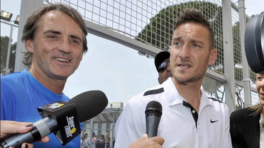 Roberto Mancini İtalya'da Konuştu! 'Türkiye'de Kalıyorum'