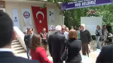 Vali Mutlu Nazar Boncuğu Yaptı