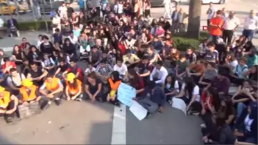 Osmaniye'de Öğrenciler Soma İçin Yürüdü