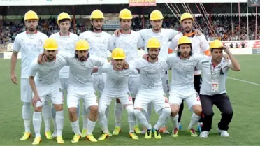 Yeni Malatyasporlu Futbolcular, Maça Baretle Çıktı