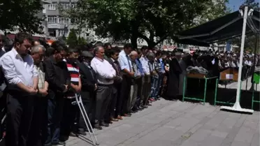 Kırıkkale'de Madenciler İçin Gıyabi Cenaze Namazı
