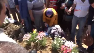 Toprağa Verilen Madenci Eşinin Feryadı Yürekleri Dağladı