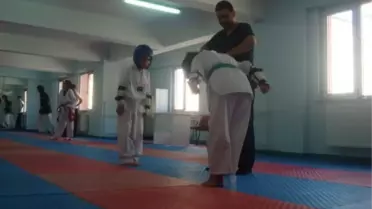 Erzurum Yakutiye Spor Klübü Tekvando'da Söz Dahibi Sporcular Yetiştiriyor