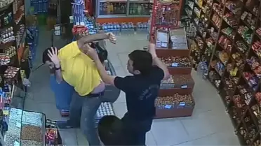 Dayakçı Polis Açığa Alındı