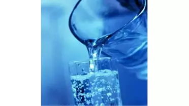 Saat Başı Bir Bardak Su İçilmesi Öneriliyor