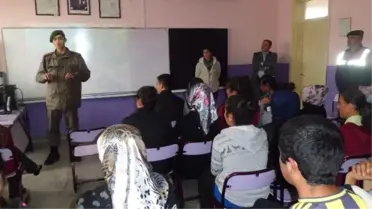 Jandarma'dan Bilgilendirme Semineri