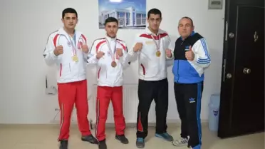 Vanlı Boksörler Kampa Davet Edildi