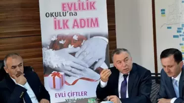 Evlilik Okuluna İlk Adım' Projesi Hayata Geçirildi