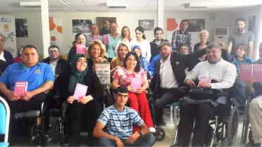 Ceyhun Yılmaz 'Yalnızsam Düzelt' İsimli Son Kitabı İmza Günü